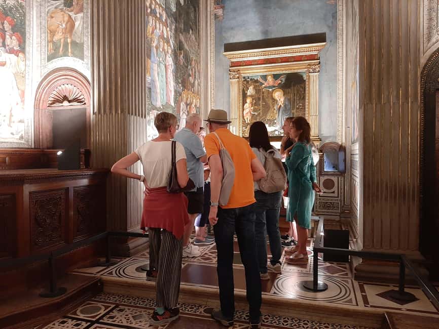 Florence: The Medici Experience Tour - Piazza San Lorenzo and the Medici public image