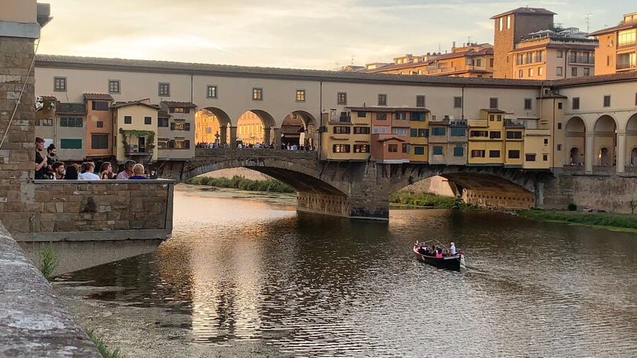 Florence: The Medici Family Guided Walking Tour - Price, pace, and what you actually receive