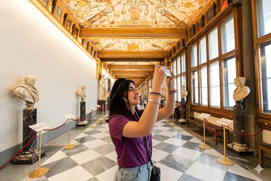 Florence: Timed Entry to Uffizi with Optional Audio Guide - Why a timed Uffizi ticket matters in Florence