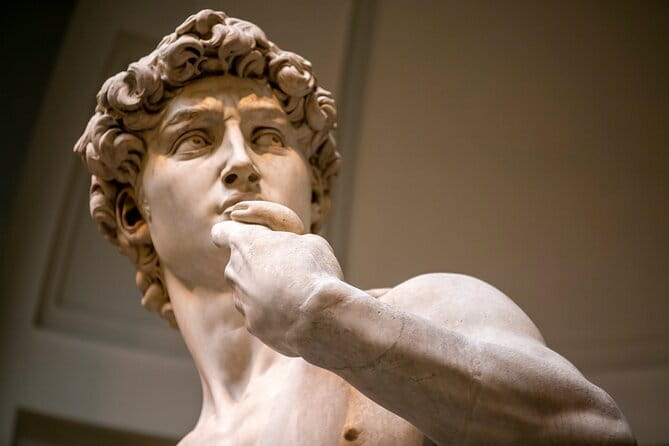 Florence Top-Sites Guided Tour with Skip-The-Line Access to Michelangelo David - Starting at Santa Croce and meeting Renaissance Florence