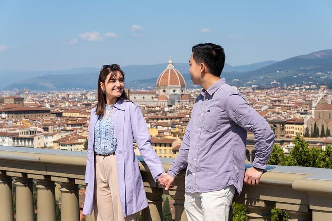 Florence tour with private shooting and photographer 2 hours - Starting beneath the Duomo