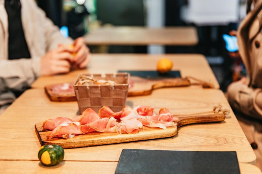 Florence: Tuscan Food and Wine Guided Walking Tour - Gelato and the sweet finish