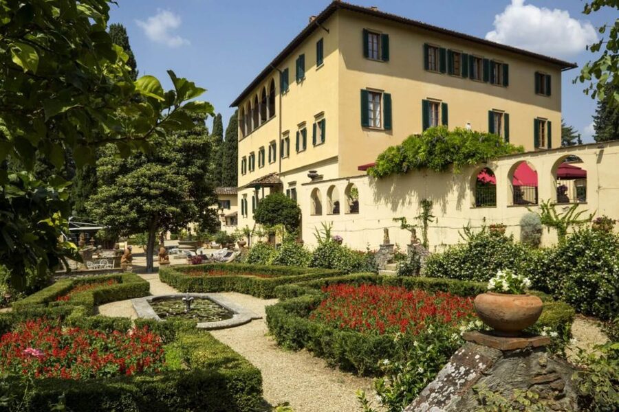 Florence: Tuscany Bike Tour with Wine & Olive Oil - The guides make the difference