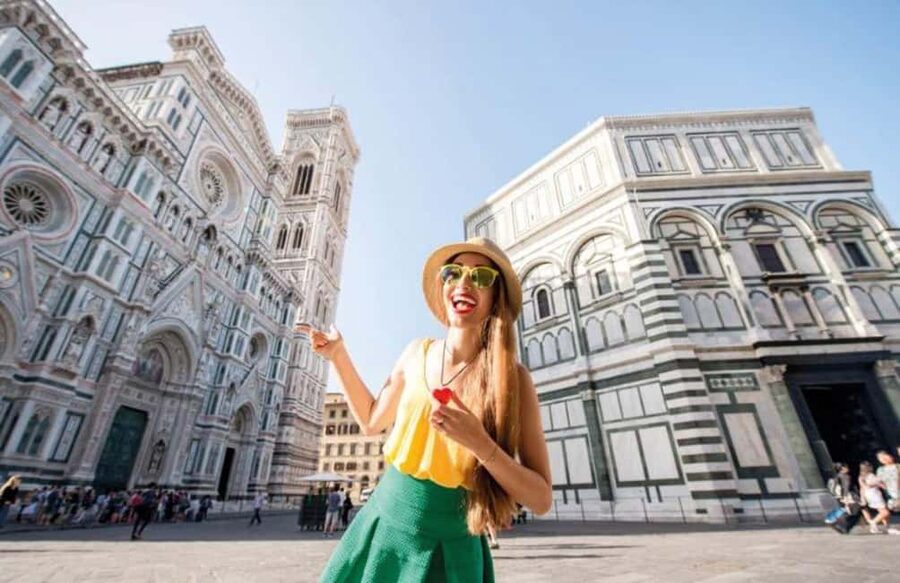 Florence: Uffizi, Accademia & Duomo Guided Tour - Walking from the Duomo to the Ponte Vecchio