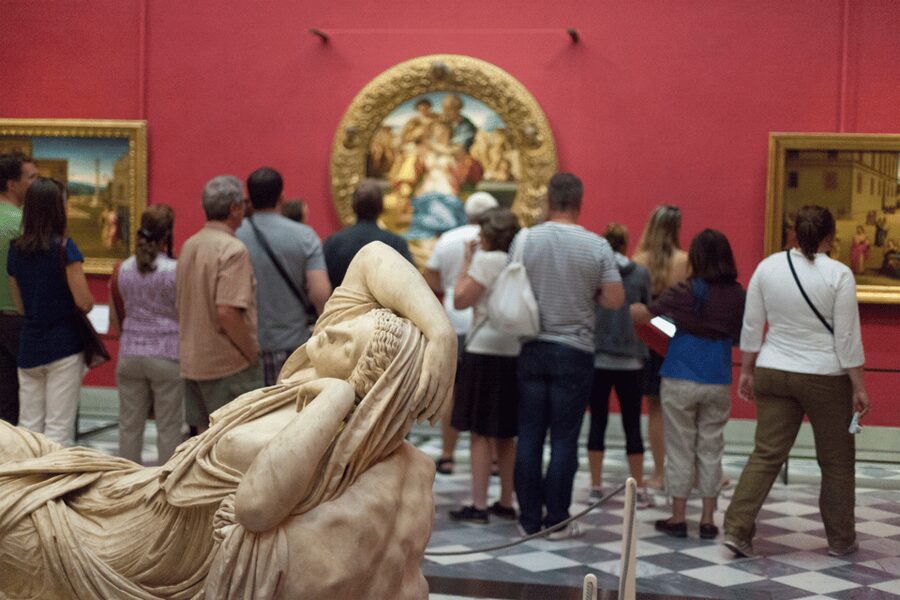 Florence Uffizi Gallery & Medici Vasari Corridor Guided Tour - Walking the Vasari Corridor with museum staff