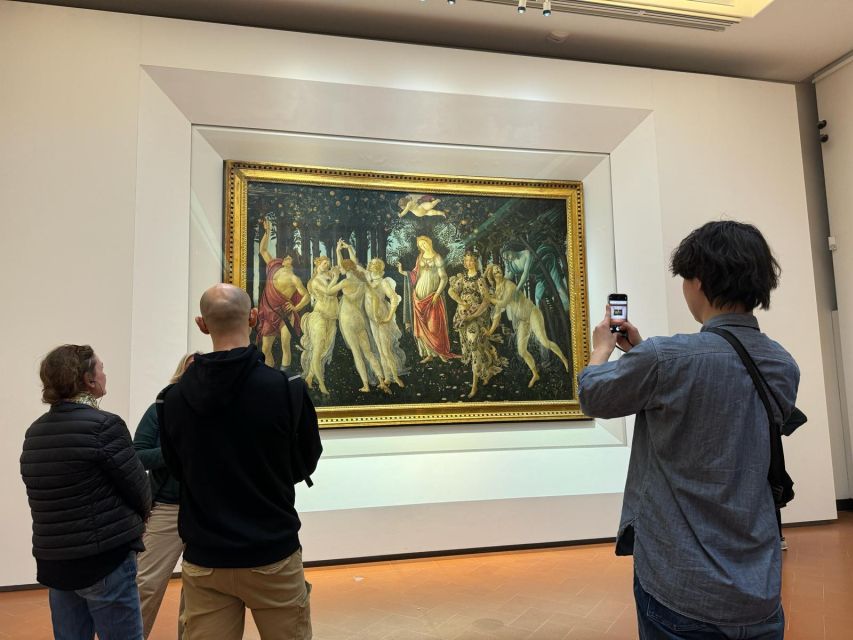 Florence: Uffizi Gallery Priority Access & Small Group Tour - Michelangelo, Raphael, and Leonardo in one compact route