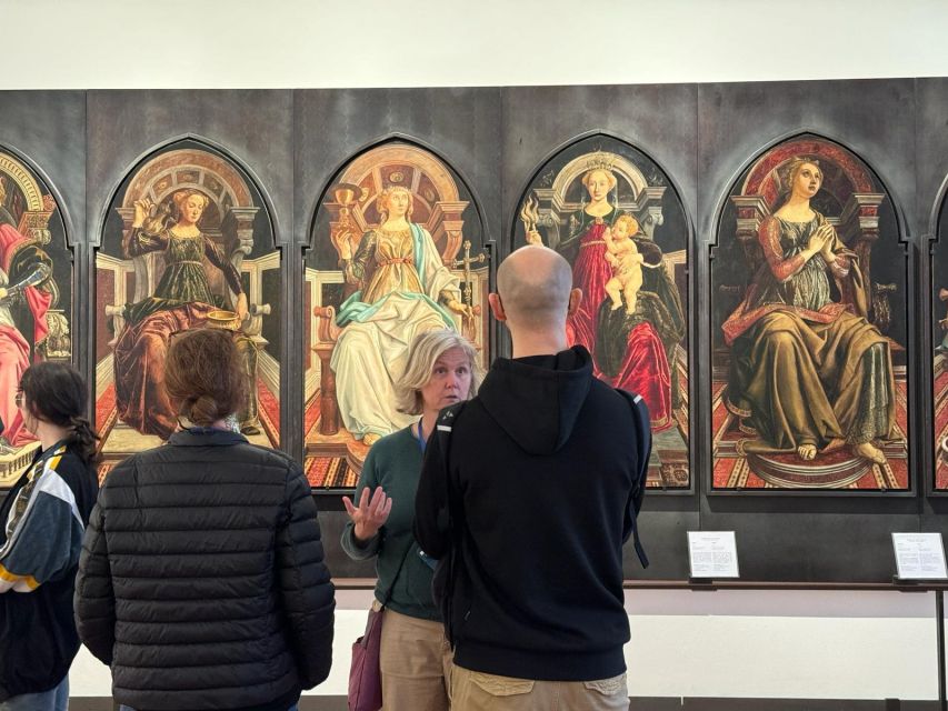 Florence: Uffizi Gallery Priority Access & Small Group Tour - Staying after the guided visit