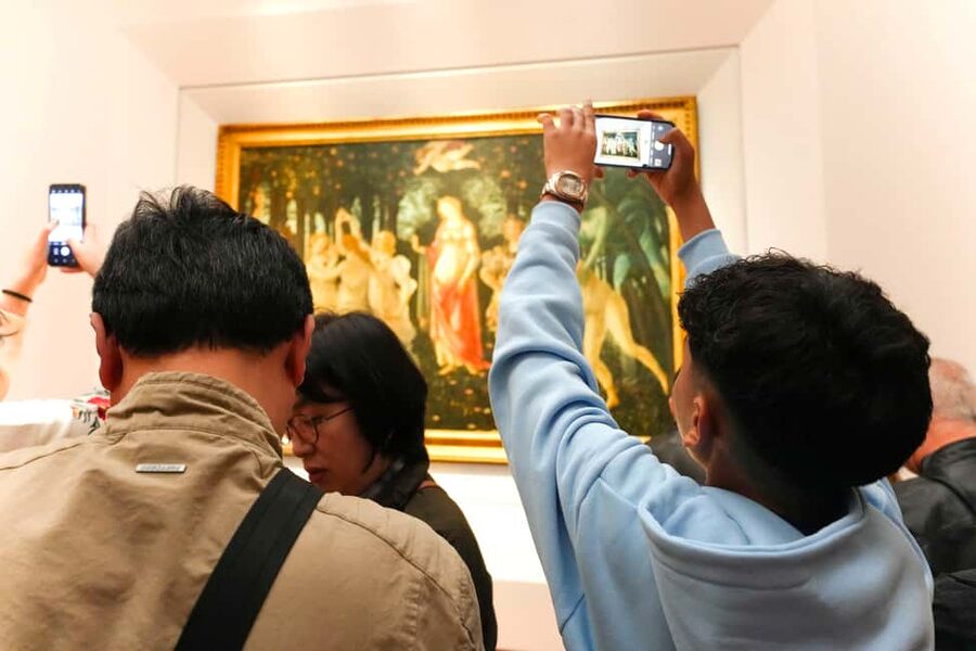 Florence: Uffizi Gallery Reserved-Entry VIP Tour - Botticelli’s Birth of Venus