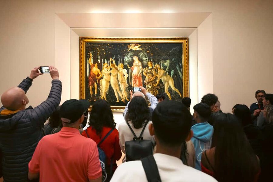 Florence: Uffizi Gallery Reserved-Entry VIP Tour - Michelangelo’s Doni Tondo
