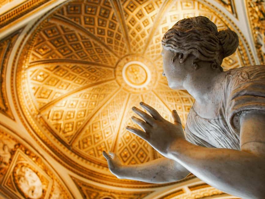 Florence: Uffizi Guided Tour with Skip-the-Line Entry Ticket - Meeting your guide and entering the Uffizi