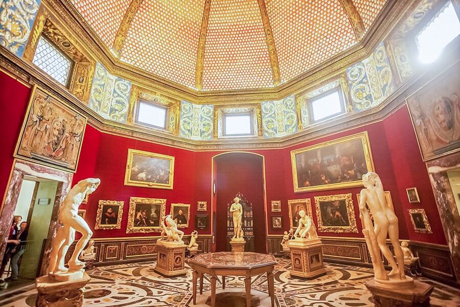 Florence: Uffizi Priority Ticket & Masterpieces Audio App - Who will get the most from this visit?