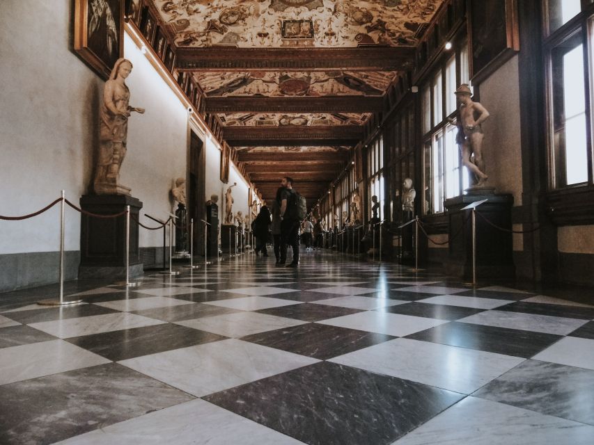 Florence: Uffizi Skip-the-Line Guided Tour - Michelangelo’s Doni Tondo