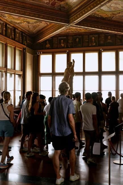 Florence: Uffizi Tour with an Art Expert Guide - What the guides add