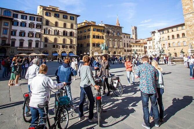 Florence Vintage Bike Tour–guided, small group or private option - Why a bike is a smart way to see Florence