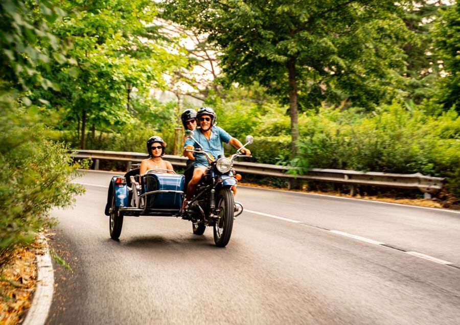 Florence Vintage Motorcycle Sidecar ride - Morning or Sunset - Oltrarno and the old city gates