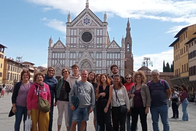 Florence Walking Tour - Signoria Square and the Uffizi from the outside