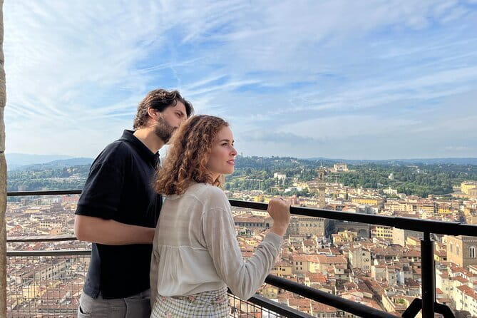Florence: Walking Tour & Duomo Visit with Terrace & Dome Access - What the guide adds to the day