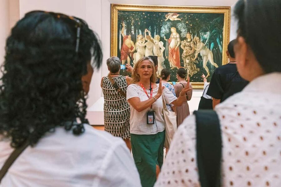 Florence: Walking Tour with David, Duomo & Uffizi Gallery - Starting at the Medici Equestrian Statue