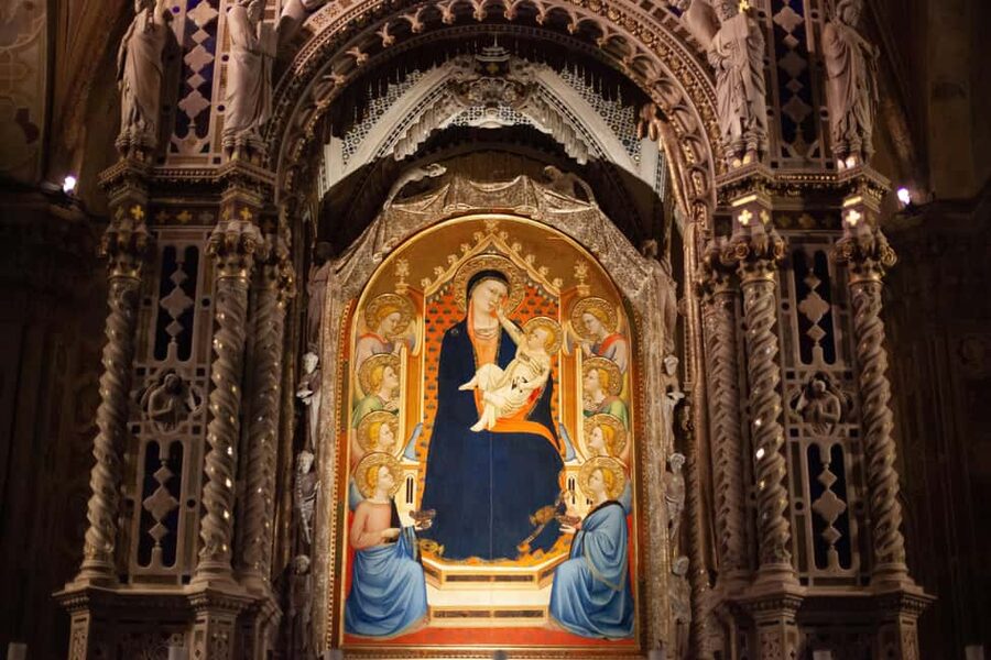 Florence: Walking Tour with Skip-the-Line Accademia Gallery - Entering the Accademia Gallery