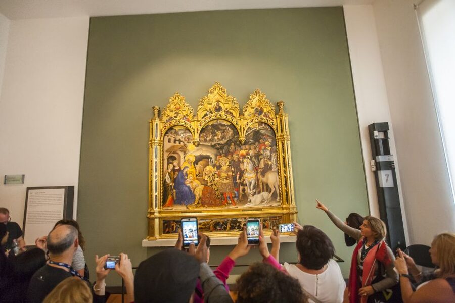 Florence: Walking Tour with Skip-the-Line Accademia & Uffizi - Should you book it?