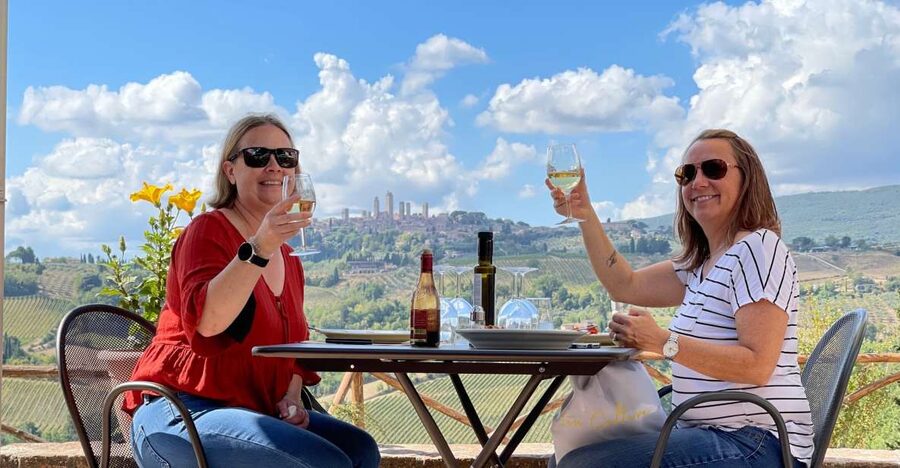 Florence: Wineries, Tastings, Lunch & San Gimignano Day Trip - Why this day trip works so well from Florence