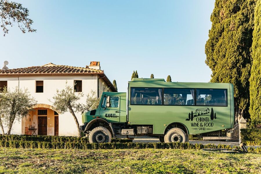 From Florence: Chianti Wine and Food Tasting Safari - The first estate: aristocratic cellars and olive oil
