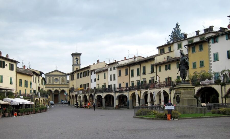 From Florence: Chianti Wine Tastings at Sunset Day Trip - Group size, comfort, and the road