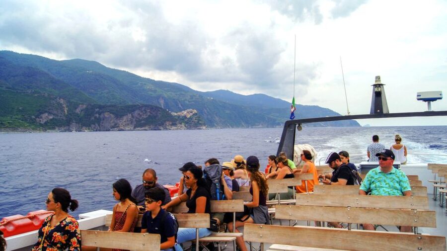 From Florence: Full-Day Private Cinque Terre Tour with Pisa - Vernazza: harbor, beach, and time for lunch