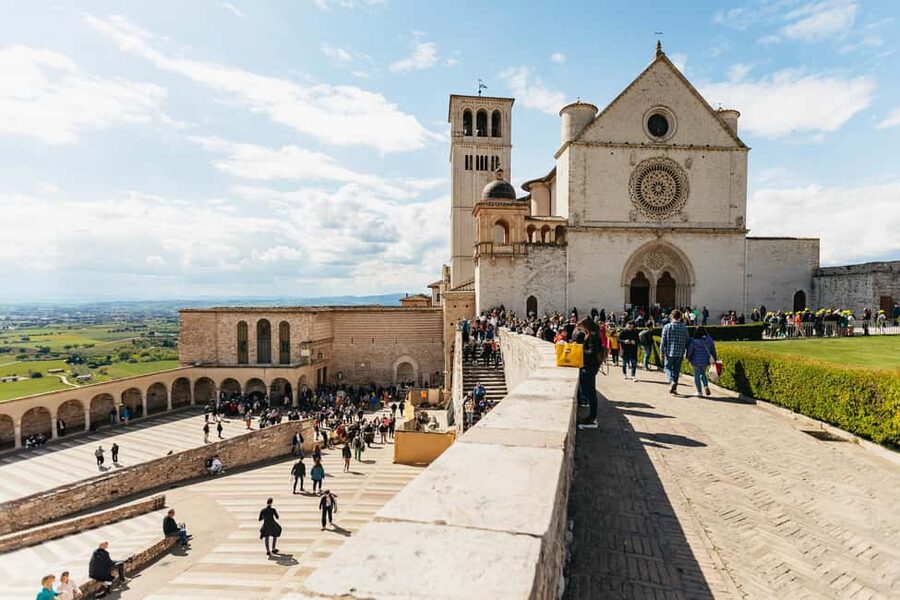 From Florence: Orvieto and Perugia Tour with Church Visits - Perugia: a useful first taste of Umbria