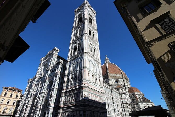 From Florence: Pisa Afternoon Tour & Leaning Tower Access - Guides, headsets, and the pace of the tour