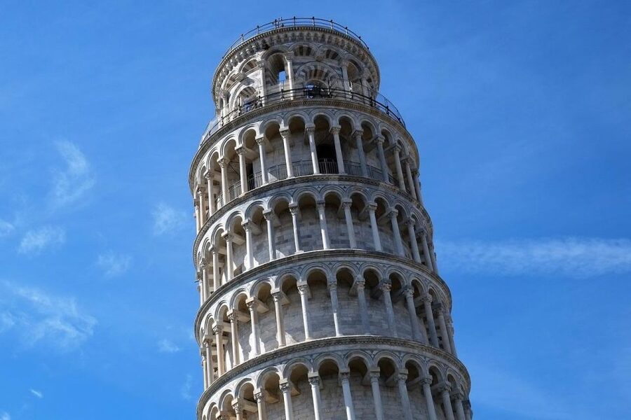 From Florence: Private Half-Day and Guided Tour of Pisa - Leaving Florence in a private car