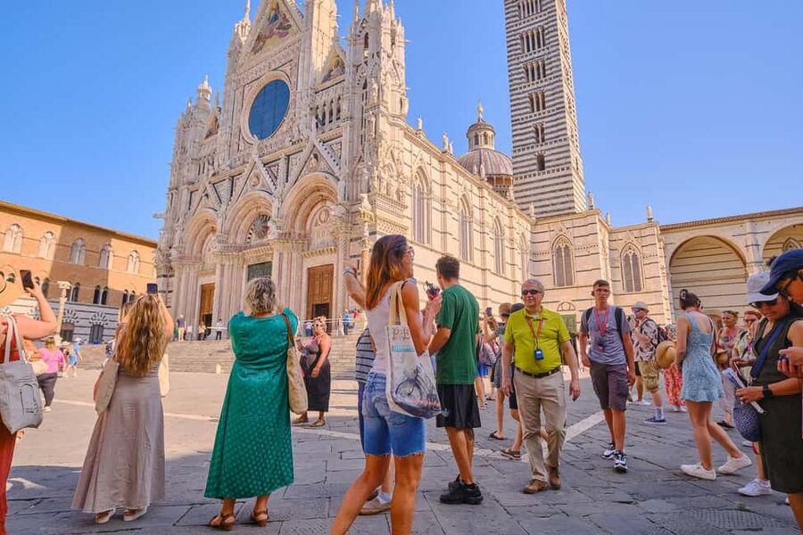 From Florence: Private Pisa, Siena and San Gimignano Trip - Three Tuscan icons in one long day