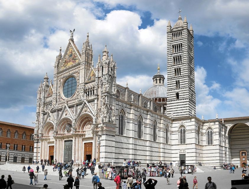 From Florence: Private Siena, San Gimignano + wine tasting - Meeting the van near Cantina Antinori