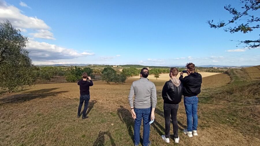 From Florence: Private Wine Tasting Tour in Chianti - The second winery and lunch on the terrace