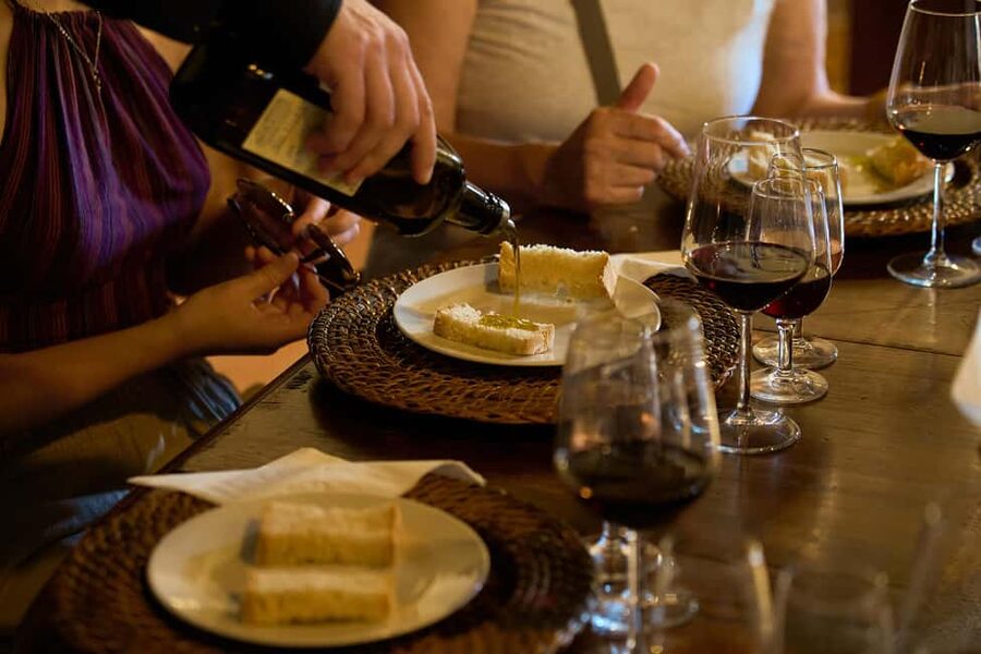 From Florence: Small Group Chianti Wine Tour with Lunch - A sommelier guide makes the difference