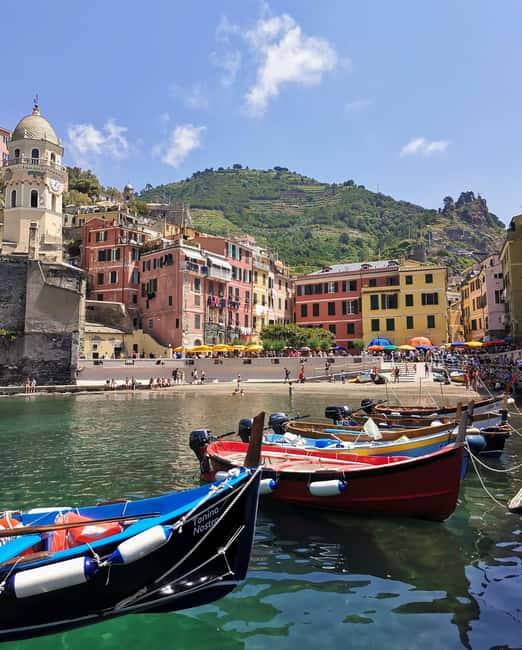 From Florence: Small-group to Cinque Terre and Pisa Day Tour - Meeting the group in central Florence