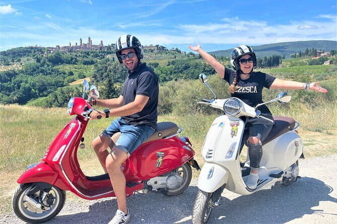 From Florence: Small-Group Tuscany Vespa Tour with Lunch & Wine - The morning start in Florence