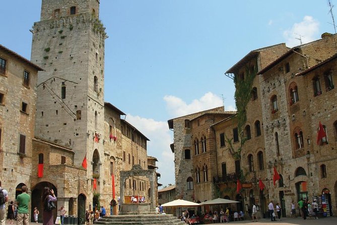 From Florence: Tour to Siena and San Gimignano by Minivan - Three Tuscan towns, three very different moods