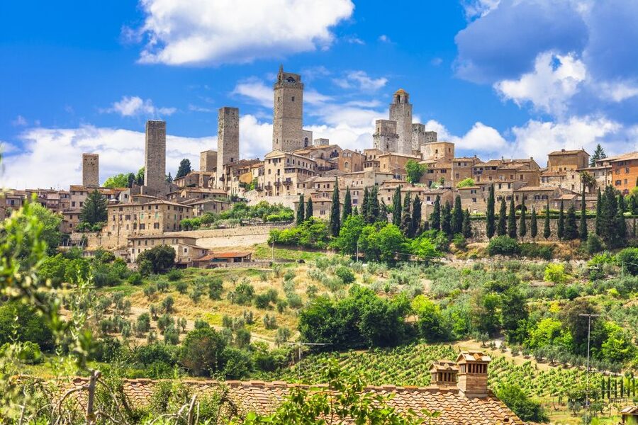 From Florence: Tuscany Highlights Full-Day Tour - The Chianti Hills and a winery lunch