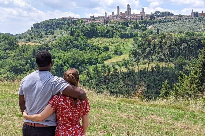 From Florence:Tuscany Tuk Tuk with Lunch, Wine & San Gimignano - Meeting in Florence at Porta Romana