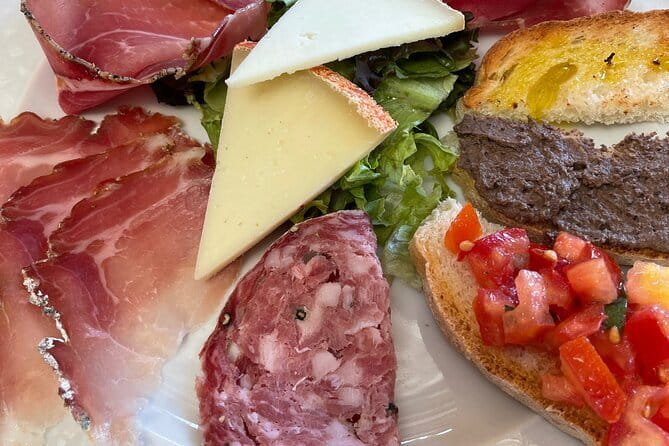 From Florence:Tuscany Tuk Tuk with Lunch, Wine & San Gimignano - The first views of Chianti