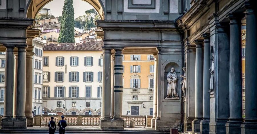 From Rome: Florence Uffizi & Accademia Guided Tour - Two hours and 15 minutes for lunch and free time