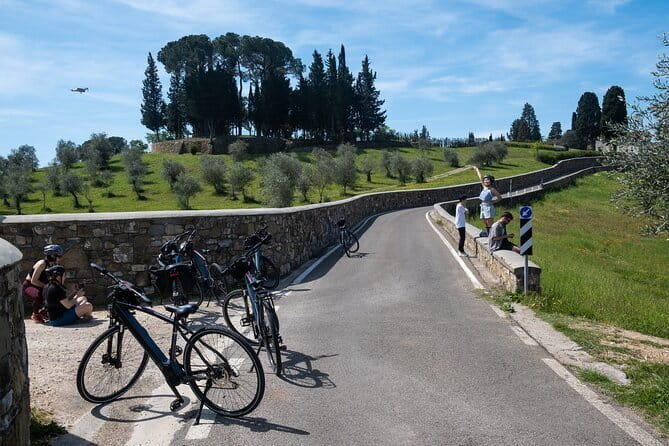 Full-Day Tuscany and Chianti Hills Bike Tour With Lunch at Farm - Key points to know before you book