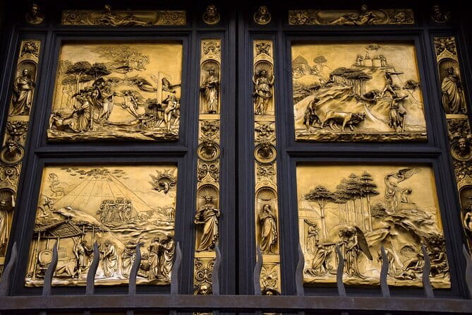 Guided Walking Tour of Florence – Duomo & Historic Squares - Starting on Via de Martelli and meeting the Medici