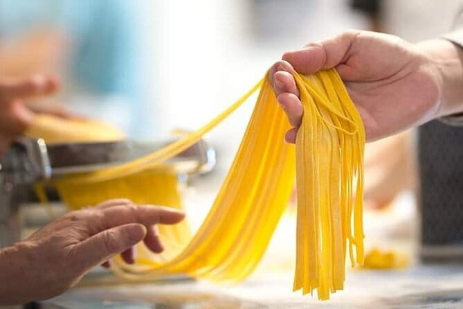 Hands on Deluxe Traditional 4-course dinner with fresh pasta - What the $80.86 price really includes