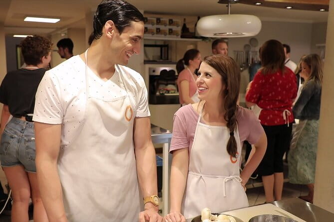 Hands-On Pasta Cooking Class in Florence with optional Pizza - What the Florence pasta class really offers