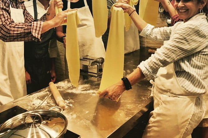Hands-On Pasta Cooking Class in Florence with optional Pizza - What the chefs add to the experience