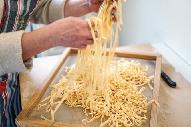 Hands-On Pasta Making Class in Central Florence with Patrizia - A four-course meal with Tuscan and Emilia Romagna roots