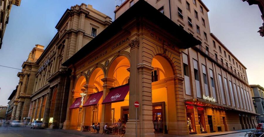 Hard Rock Cafe Florence with Set Menu for Lunch or Dinner - A Central Meal at Piazza della Repubblica