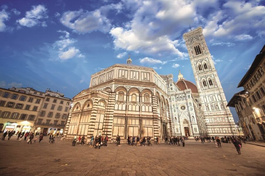 Hidden Florence: 2-Hour Guided Walking Tour - Palazzo Vecchio and the Medici political court